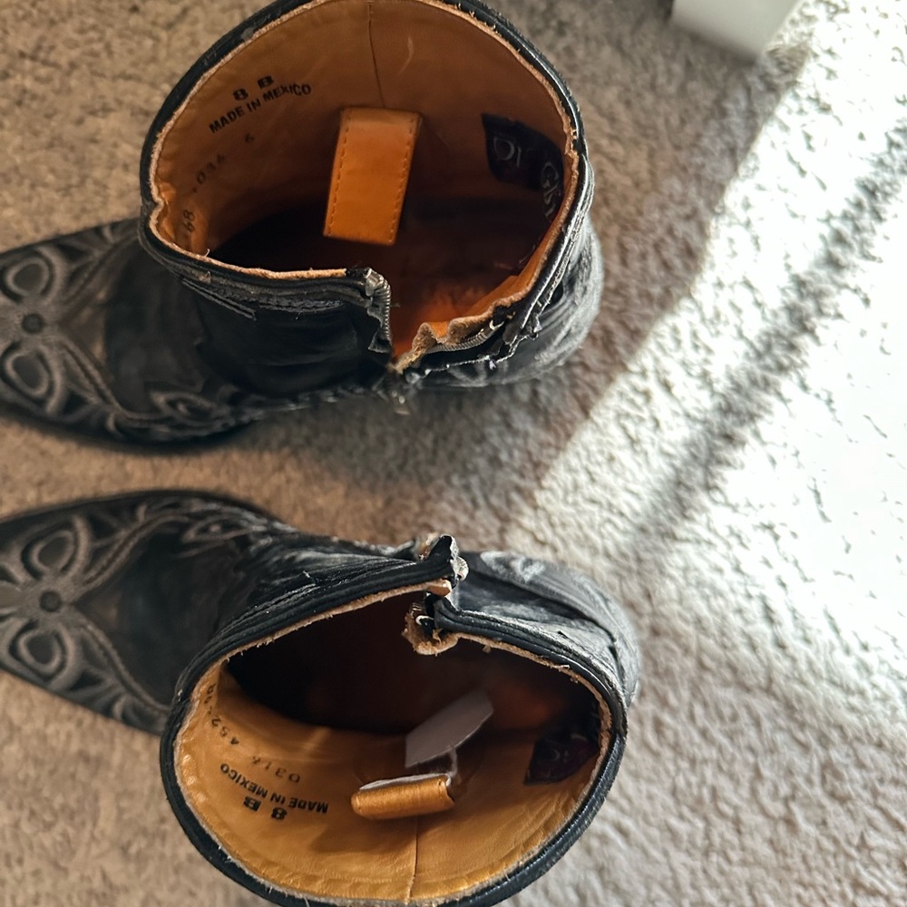 Old Gringo Black and Gray Embroidered Ankle Boots - Picture 3 of 7